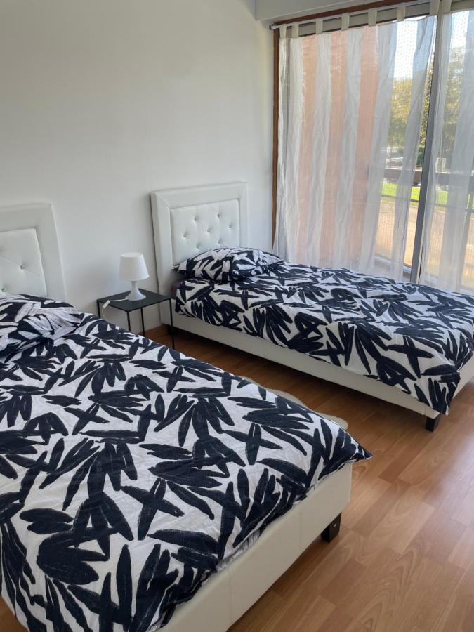 Appartement 2 Chambres Avec Parking Prive Gratuit ディジョン エクステリア 写真